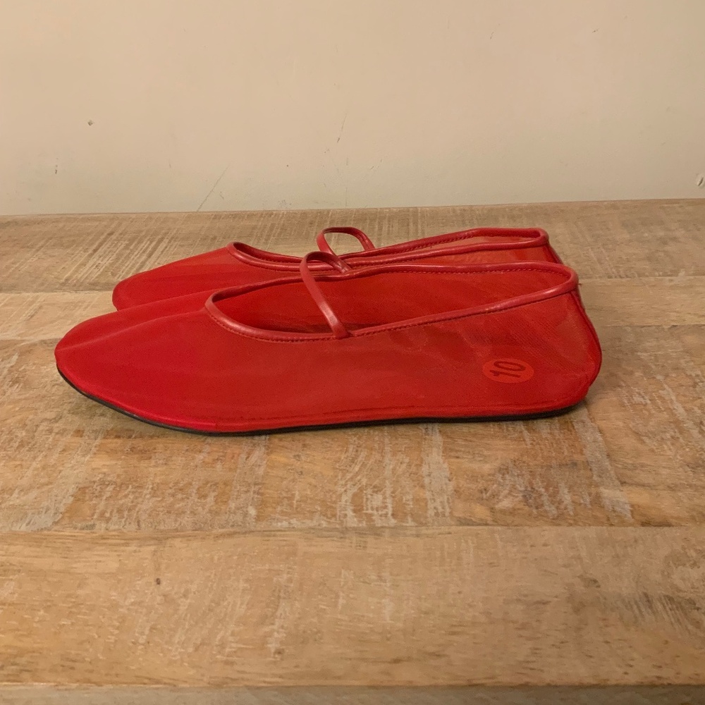 (NWT) JEFFERY CAMPBELL “MARY JANE” RED MESH FLATS, SIZE 10